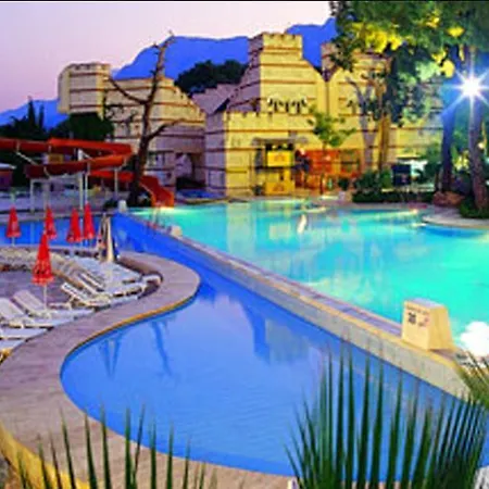 אתר נופש Ulusoy Club - Kids Concept 5*